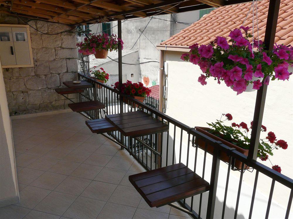 Guesthouse Pjaceta Split Exterior photo