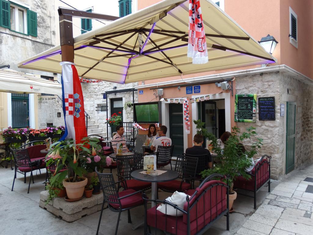 Guesthouse Pjaceta Split Exterior photo