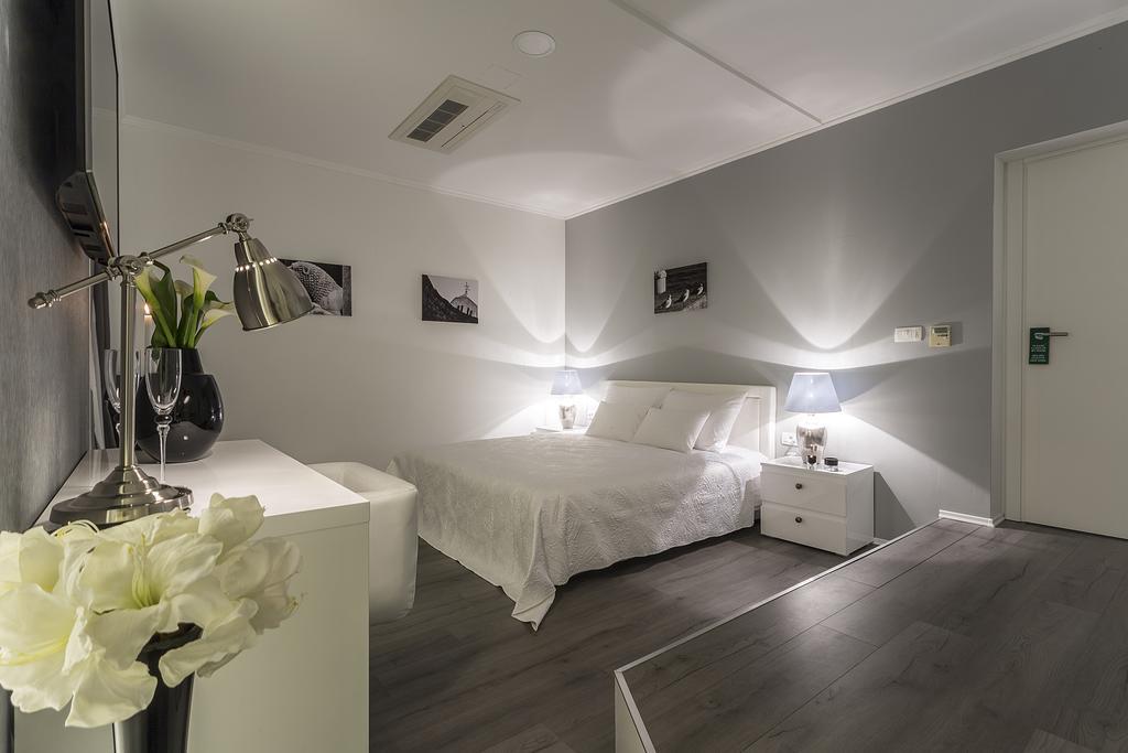 Guesthouse Pjaceta Split Exterior photo