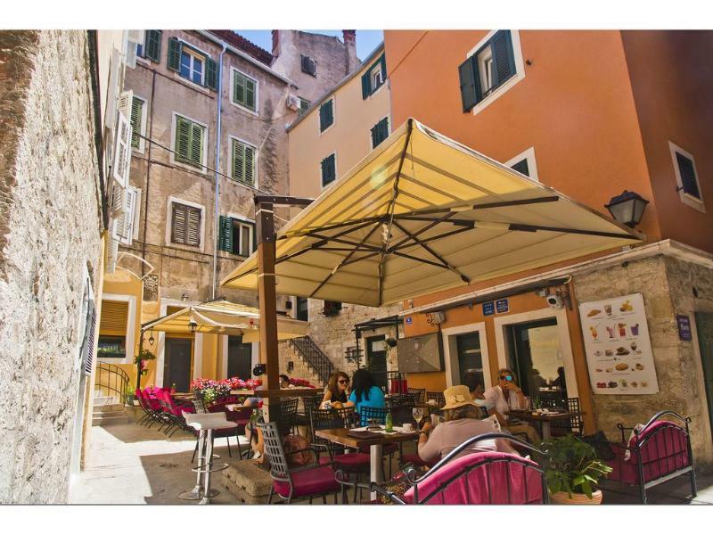 Guesthouse Pjaceta Split Exterior photo